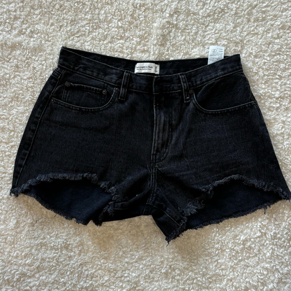 Abercrombie cut off shorts
